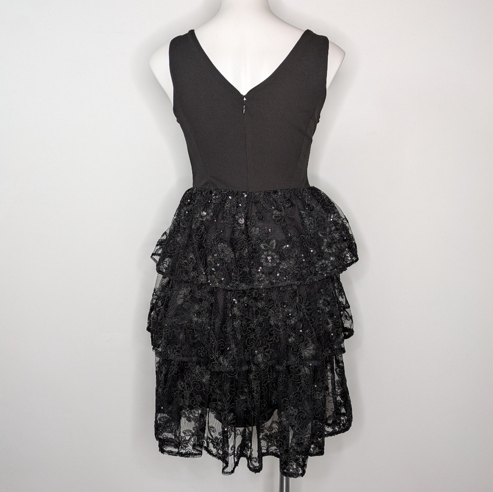 Julia Jordan black tiered layered sequin fit & flare v neck knee length dress 4 - Picture 7 of 10